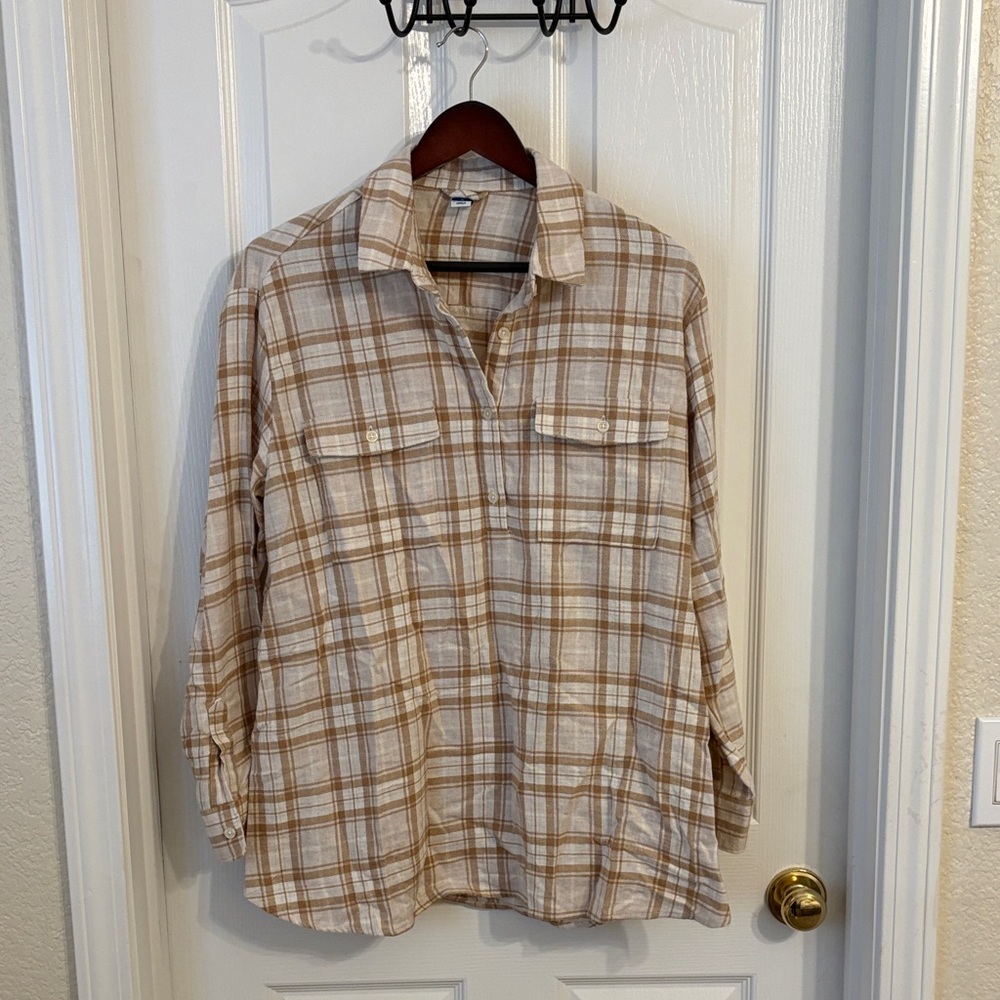 Old Navy Maternity Women’s Oversized Plaid Shirt